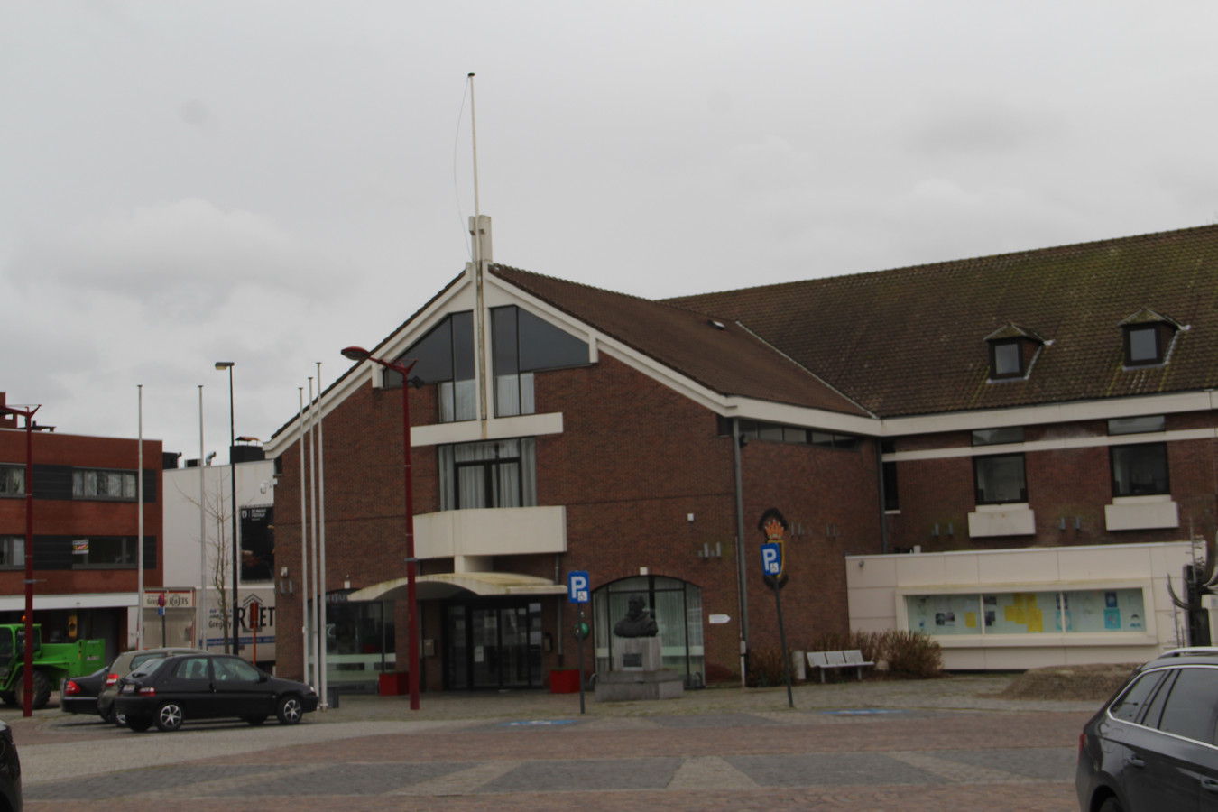 MarieJeanne Van Hove exposeert in gemeentehuis Foto hln.be