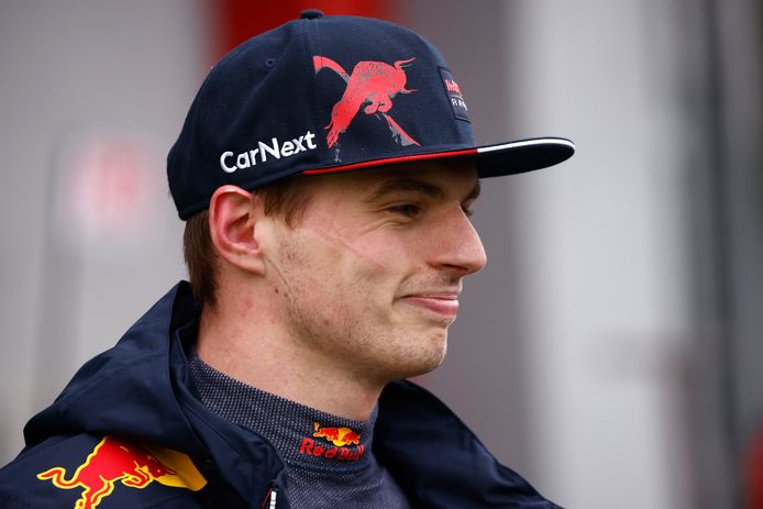 Max Verstappen met perfecte timing en dosis geluk naar pole in Imola.