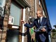 Ahmed Marcouch riep Arnhemmers onlangs op te gaan stemmen voor de Provinciale Statenverkiezingen. Daarbij ging hij ook langs de deuren van inwoners.