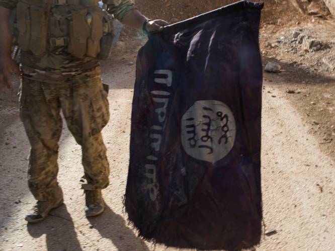 Ook woordvoerder van IS gedood bij nieuwe aanval, zegt Koerdische militie