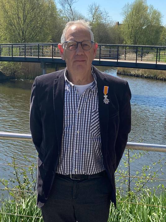 Anton Arnold (71), Dinteloord - Lid in de Orde van Oranje-Nassau