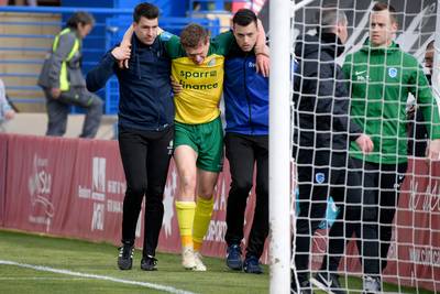 Zware knieblessure kost Dammers rest van seizoen