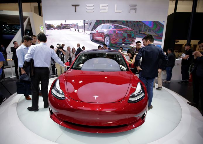 Het bedrijf van ondernemer Elon Musk heeft al enige tijd te kampen met flinke productieproblemen bij zijn belangrijke Model 3.