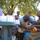 Een prikje moet kinderen behoeden voor malaria. Maar is dit vaccin wel de beste oplossing?