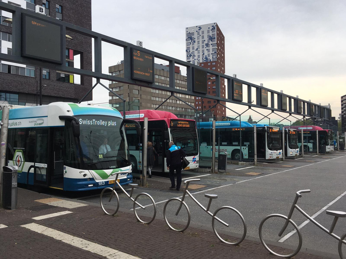Arnhemse trolleybus rijdt binnenkort door naar Nijmegen, Dieren
