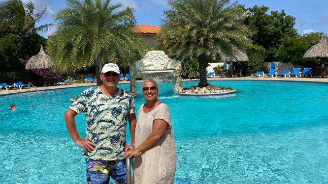 Margot en André boekten twee weken extra vakantie op Curaçao: ‘In Nederland hebben we nu niets te zoeken’