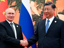 LIVE Oorlog Oekraïne | China en Rusland willen ‘politieke oplossing’ voor conflict; Leger: ‘Russische opmars gestopt in aantal gebieden Charkiv-regio’
