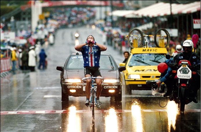 Armstrong nadat hij net wereldkampioen was geworden in 1993.