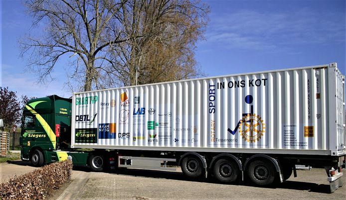 De sportcontainer staat er een week lang.