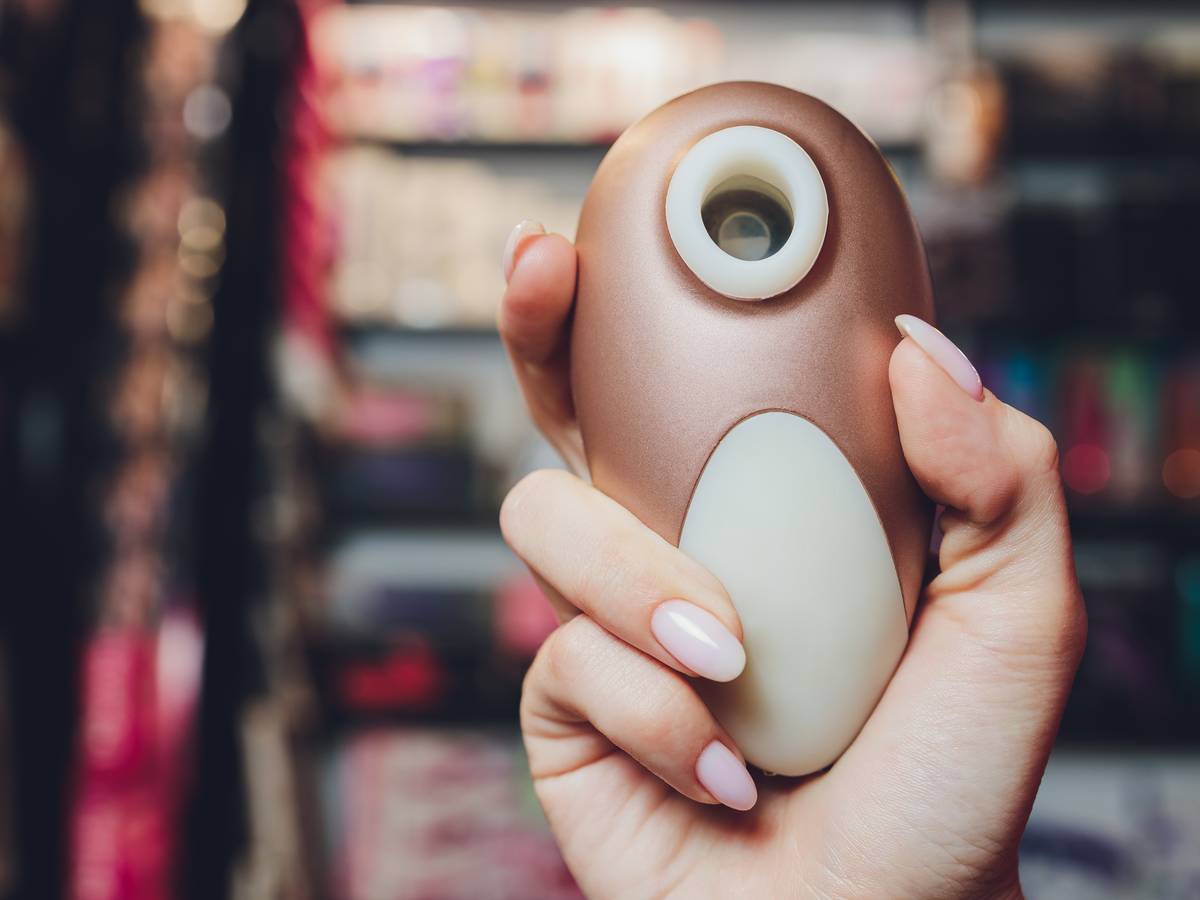 Binnen 1 minuut kan je klaarkomen”: Geliefde Satisfyer krijgt nu variant  van 12,95 euro, maar werkt die even goed? | Nina | hln.be