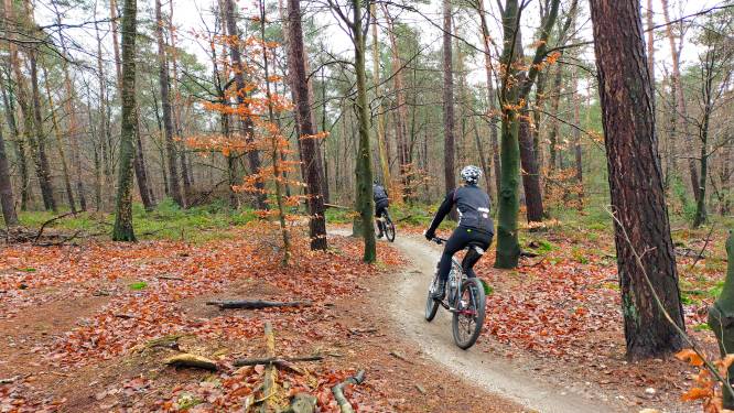 Tientallen mountainbikers gaan op de bon omdat ze het verplichte vignet niet bij zich hebben