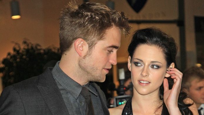 La robe de mari e de Bella Twilight est en vente Tendances