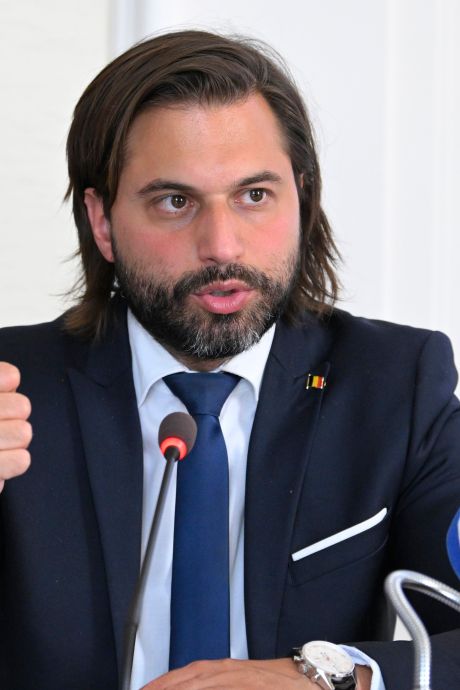 L’image de “GLB” est-elle celle d’un “bouffon”? La réponse du président du MR à Bertrand Henne