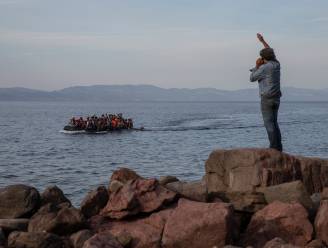 Griekenland wil drijvende dam bouwen om migranten tegen te houden