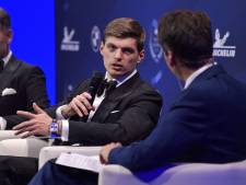 Verstappen begrijpt de pijn van Hamilton: ‘Maar hij heeft zelf ook ooit zo de titel gewonnen’
