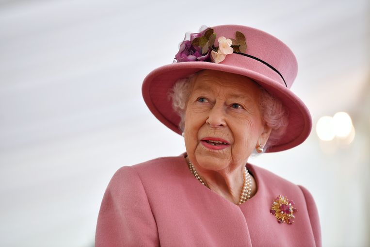 15 oktober 2020: Queen Elizabeth II bezoekt het Defence Science and Technology Laboratory (Dstl)bij Salisbury in Engeland. (Foto Ben Stansall - WPA Pool/Getty Images) Beeld Getty Images