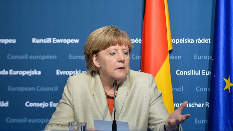Bondskanselier Merkel na afloop van de EU-top in Brussel over de vluchtelingencrisis, 23 april. Beeld EPA