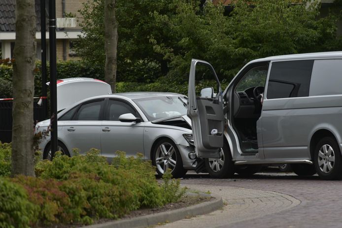 Man in arm geschoten na poging tot beroving in Zundert.