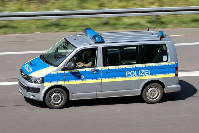 De Duitse politie voerde aan de grens met Luxemburg controles uit in het kader van de coronacrisis.