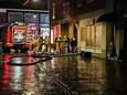De brandweer is met meerdere eenheden uitgerukt voor een brand in de kelder van een winkelpand in Doetinchem.