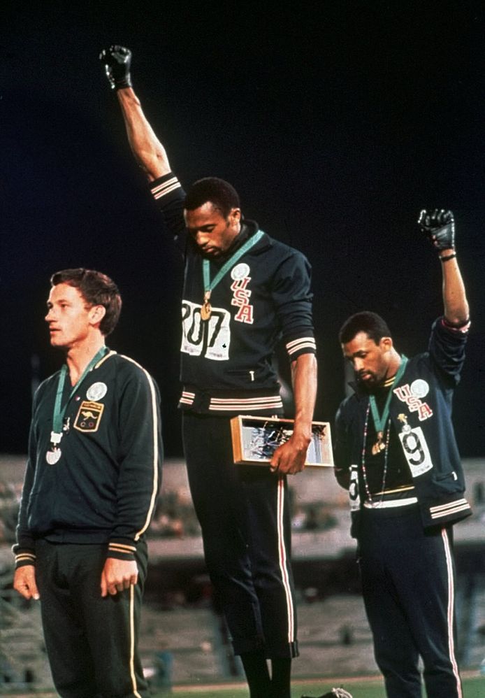 De onzichtbare held in deze iconische maar weinig bekende foto | Olympische  Spelen | hln.be
