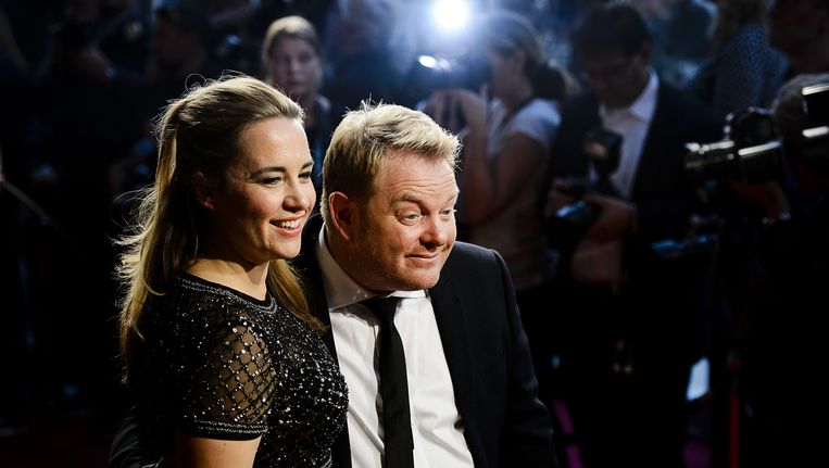 Martijn Fischer met zijn vriendin Annemarie Ubbels op de rode loper. Beeld ANP