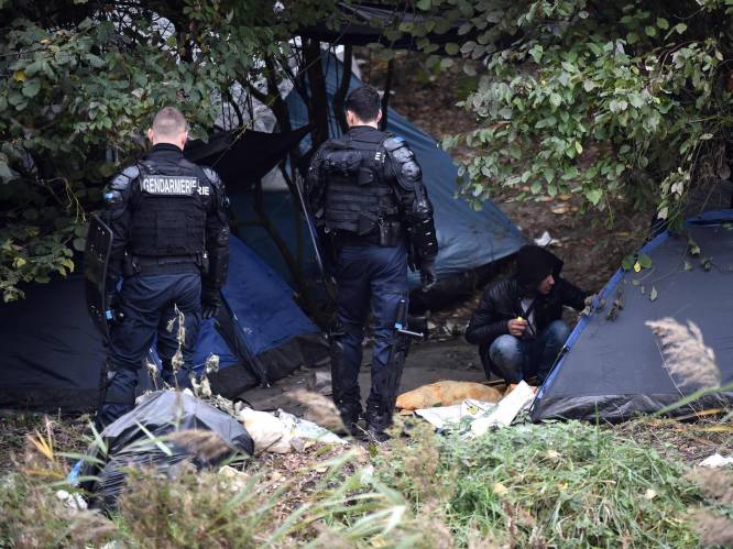 Amnesty International: “Franse politie intimideert mensen die vluchtelingen helpen”