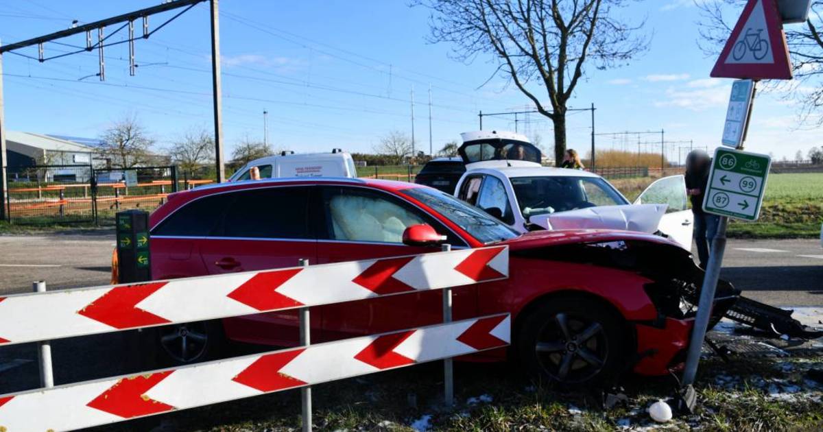 Politie houdt man aan na aanrijding in Kruiningen.