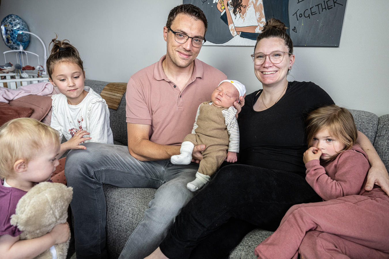 Zwangere Nicky had koorts en rode vlekjes op haar buik, twee weken ...