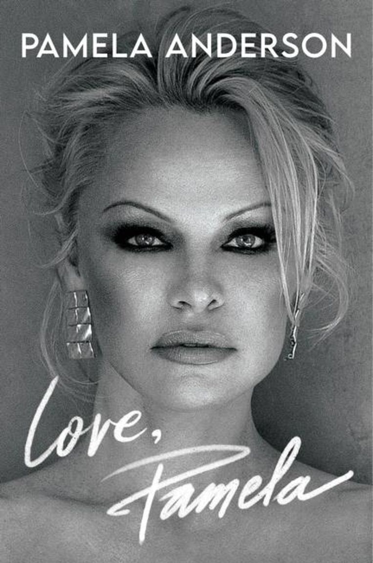Pamela Anderson, ‘Love, Pamela’, Headline Publishing Group Beeld rv
