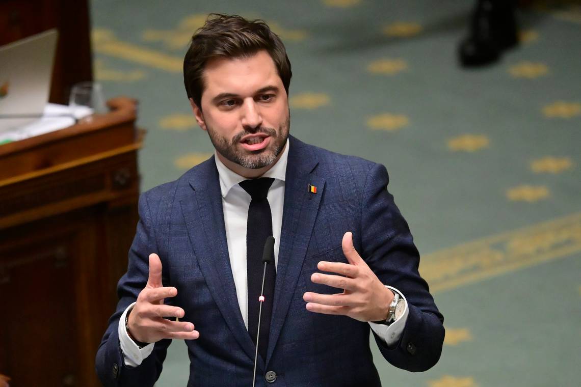 ‘Hou op met te wenen zoals een klein meisje’: over en out voor plan van Bouchez voor Brusselse regeringsonderhandelingen