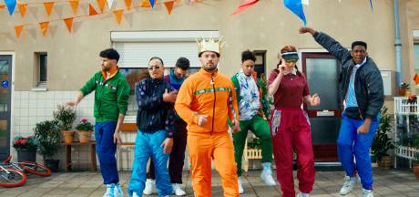 Lullige dansjes en refreinen die blijven hangen: dit zijn de leukste Oranjesingles van dit EK