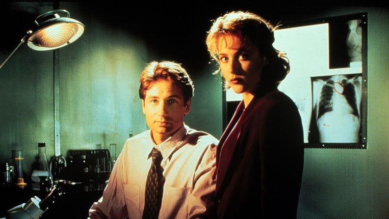 David Duchovny en Gillian Anderson als FBI-agenten Fox Mulder en Dana Scully Beeld anp