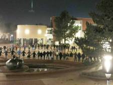 Ook Hellendoorn wil snel versoepeling van lockdown: ‘Lichtjeswandelingen’ worden gedoogd, zolang het bij vreedzaam protest blijft 