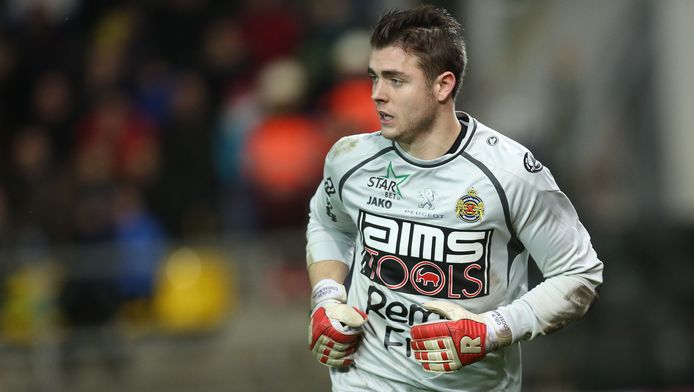 PEC Zwolle aast op doelman Coosemans | Buitenlands voetbal ...