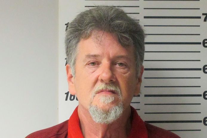 Het ‘mugshot’ van Larry Dinwiddie. De 57-jarige heeft toegegeven zijn vrouw te hebben vermoord.