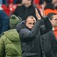 Ajax-trainer Heitinga na Europese eliminatie: ‘We worden steeds beter’