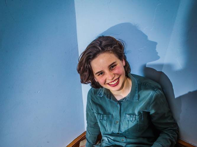 Portret van Anuna De Wever (17), de klimaatstrijdster die geen jongen en geen meisje wil zijn