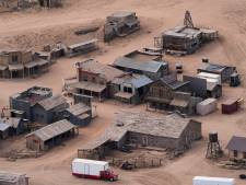 Une costumière dément les affirmations sur les mauvaises conditions de travail sur le tournage de “Rust”: “Ce sont des conneries”