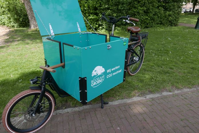 De e-bakfiets die ingezet wordt om in de Bossche binnenstad het groen te onderhouden.