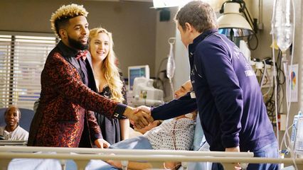 16. Je vous salue, Marie