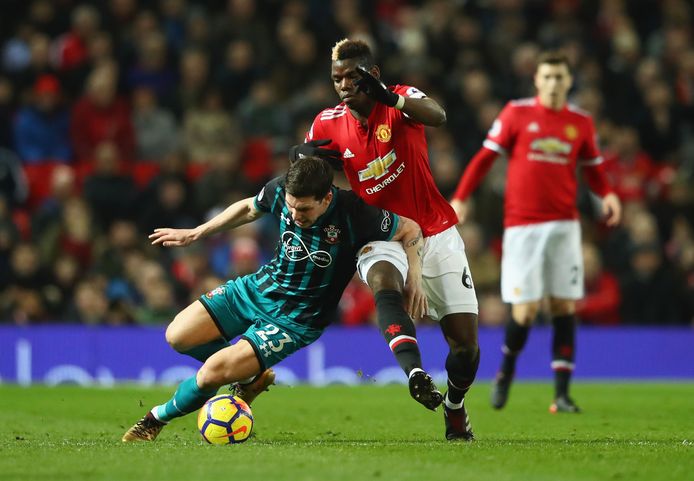 Paul Pogba in duel met Pierre-Emile Hojbjerg.