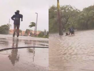 Australische cameraman stopt met filmen tijdens live-uitzending en helpt slachtoffers orkaan Ian: “Alles in orde daar?”