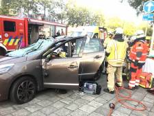 Grave accident à Anderlecht: le conducteur a dû être désincarcéré par les pompiers