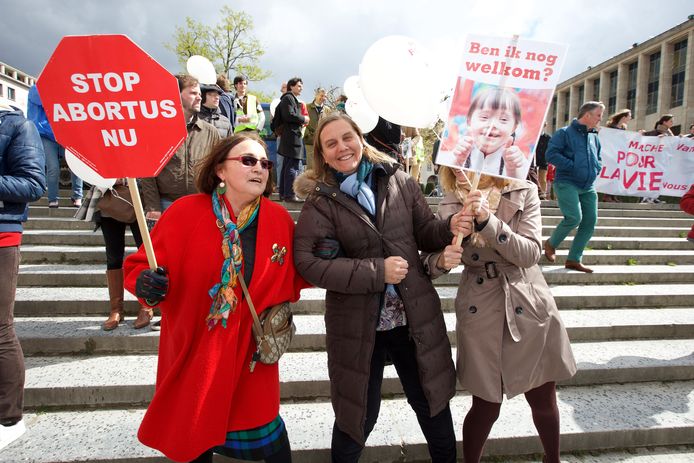 Activisten betoogden in april nog in Brussel uit protest tegen de voorstellen om abortus uit de strafwet te halen.