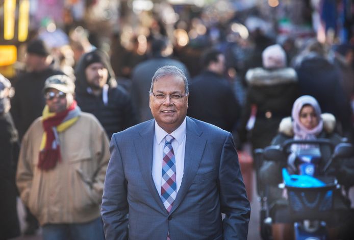 Rabin Baldewsingh is een bekend gezicht in de Haagse politiek