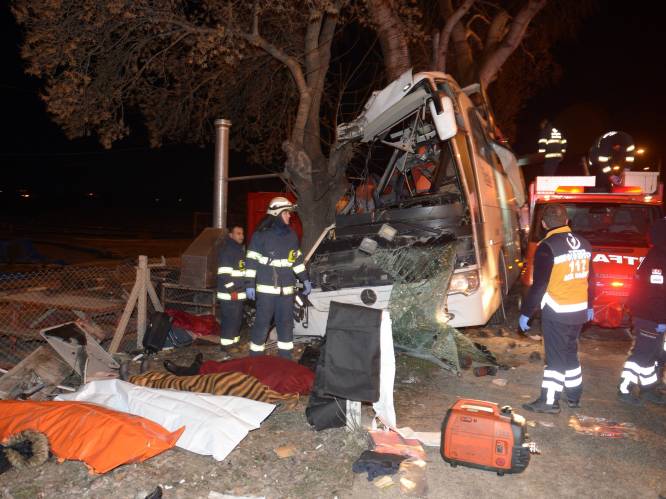 Elf doden bij ongeval met toeristenbus in Turkije
