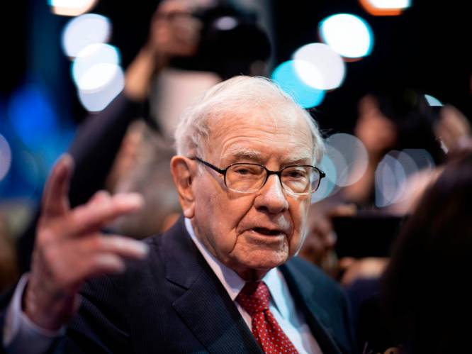 Warren Buffett doet miljardenbelangen in grootste Amerikaanse vliegmaatschappijen van de hand: “De wereld is veranderd”