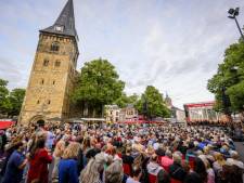 Jamai Loman en Francis van Broekhuizen treden op de Oude Markt op (en jij kan daar gratis bij zijn)
