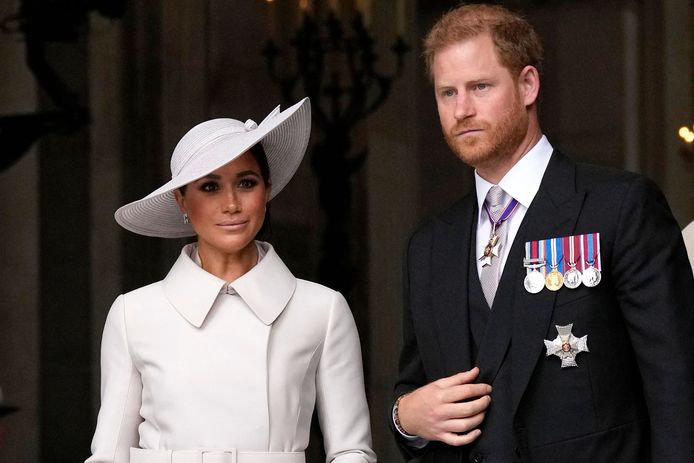 Harry en Meghan tijdens het Platina Jubileum voor koningin Elisabeth.